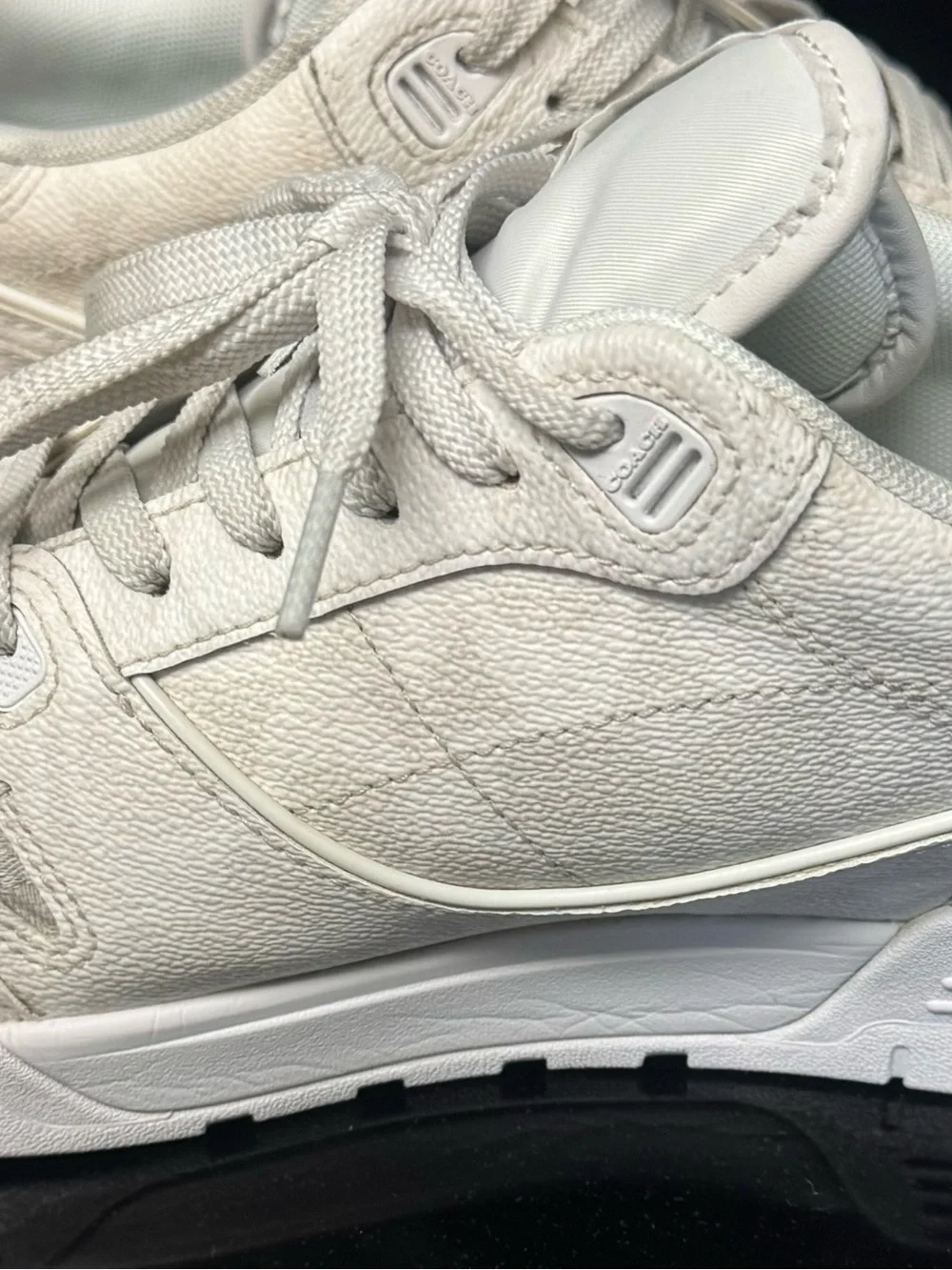 Coach Men's Light Gray and White Low-Top Logo-Pattern Sneakers